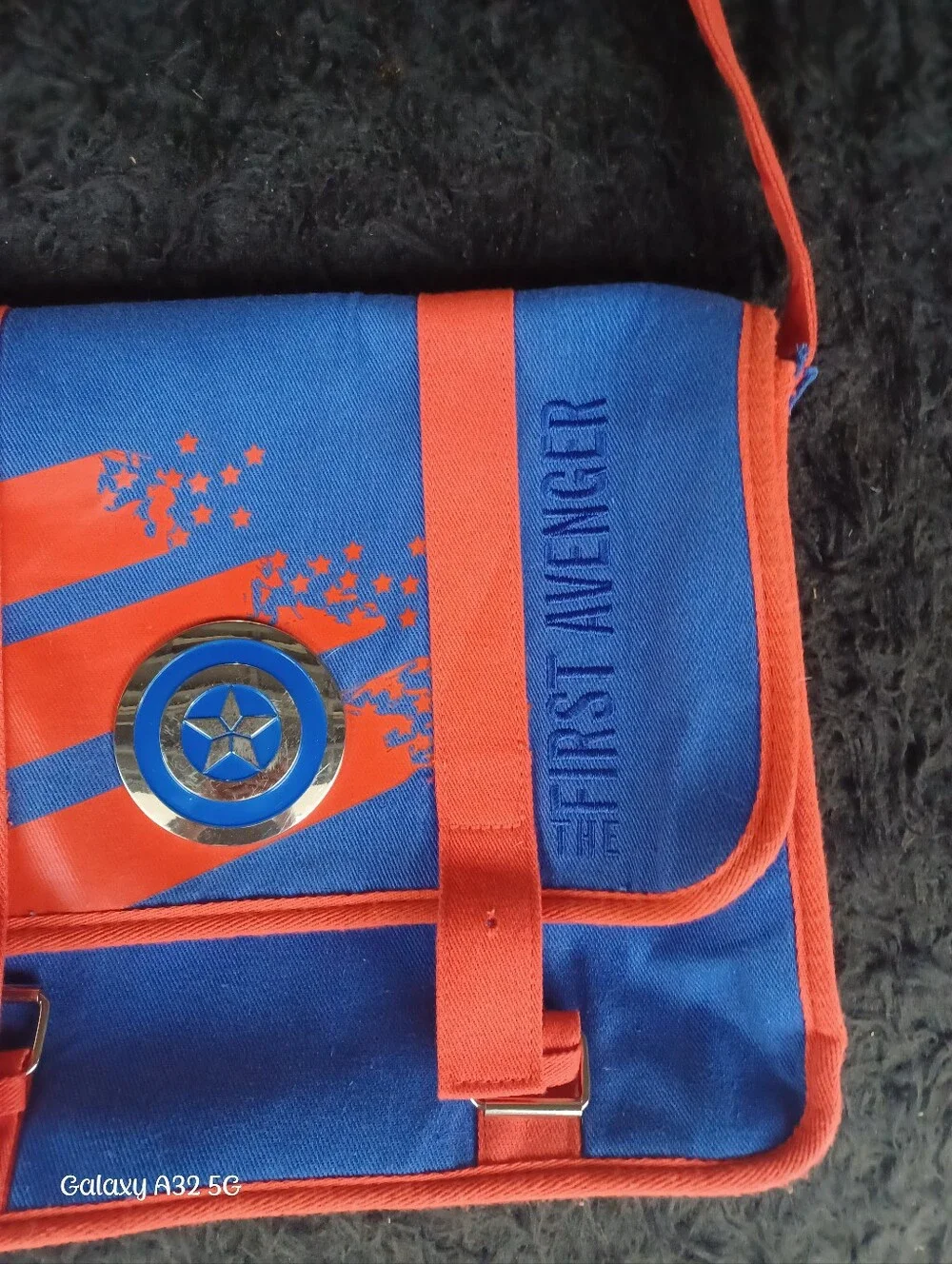 Marvel Captain America The First Avenger Blue/Red Messenger Bag